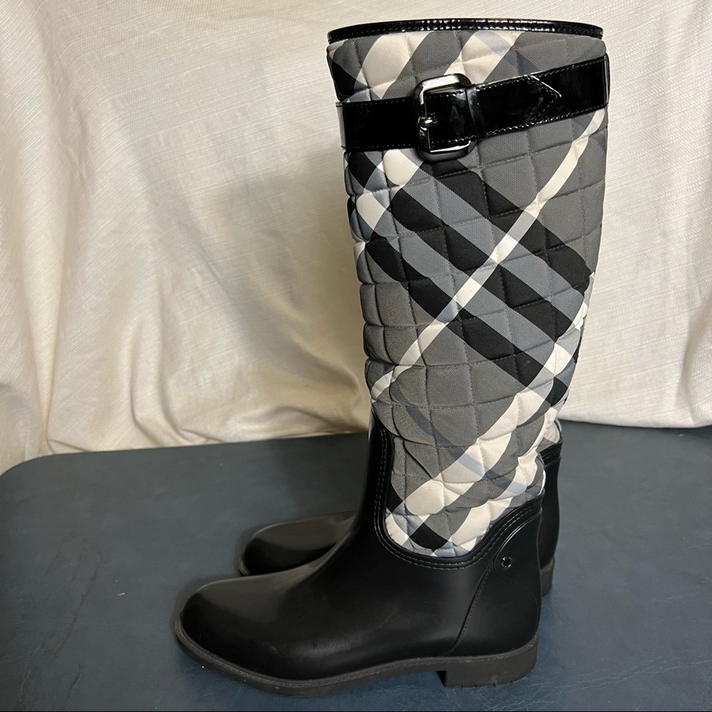 Burberry Classic Checkered Rain Boot